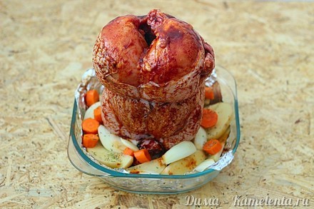 Приготовление рецепта Beer Can Chicken (Курица на пивной банке по-американски) шаг 4